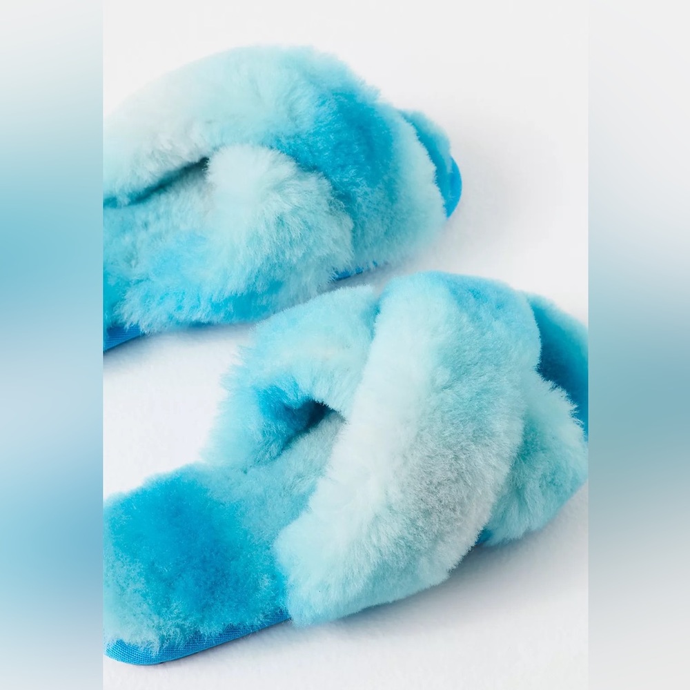 EMU X Free People Mayberry Fluffy Tie Dye Comfy Cozy Sherpa Fur Slides Slippers - Picture 2 of 5